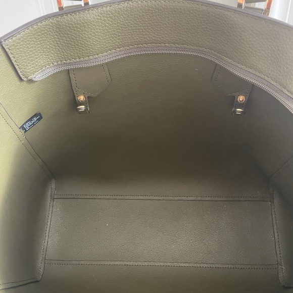 Michael Kors Kimberly 3 in 1 Crossbody Tote - Picture 13 of 16